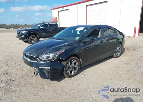 2021 Kia Forte Lxs из США, поврежденный, VIN 3KPF24AD4ME345851